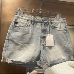 NWT KanCan High Rise Boyfriend Denim Jean Shorts Size 9/28 NEW